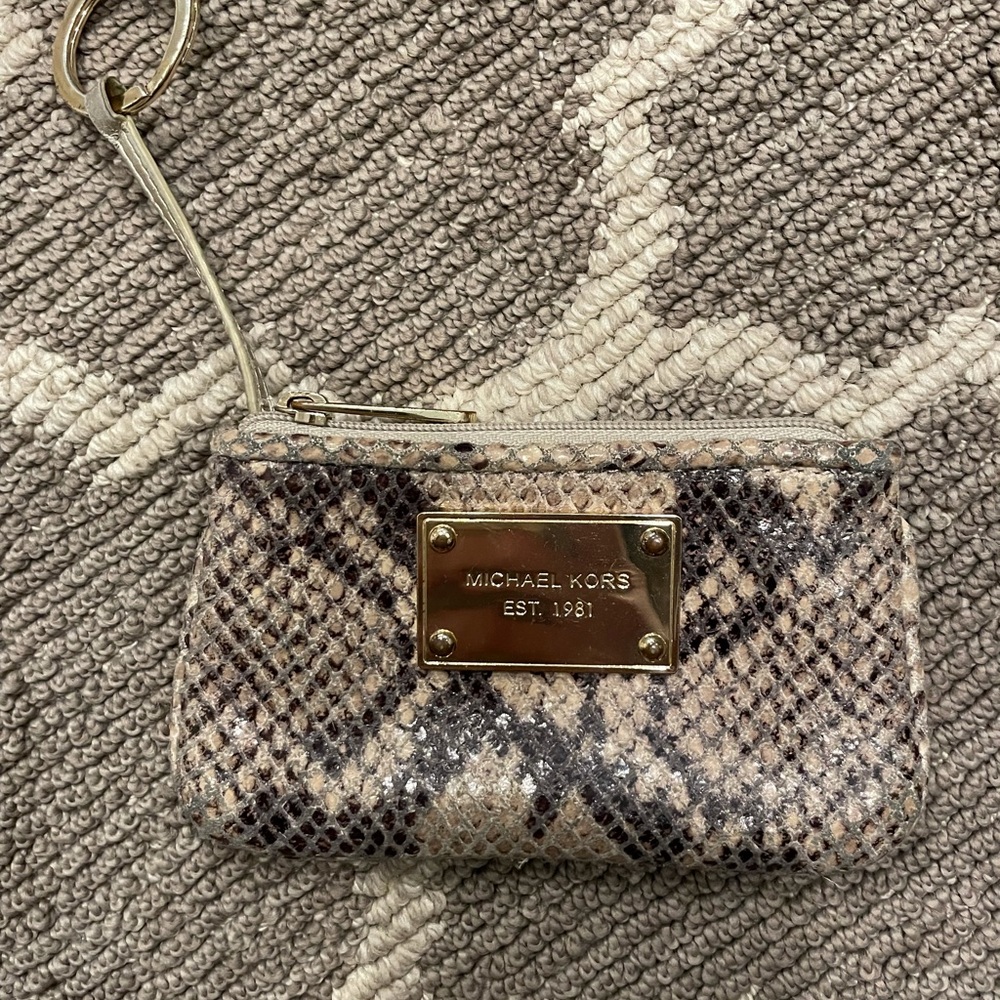 Michael Kors coin case. Snake skin